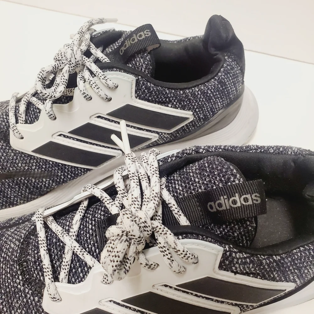Adidas Adiwear (white/blue) Size :9